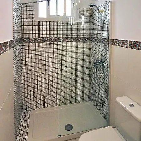 Flatguest - Lovely Apartment