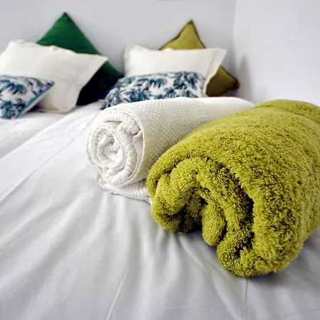 Flatguest - Lovely Apartment *